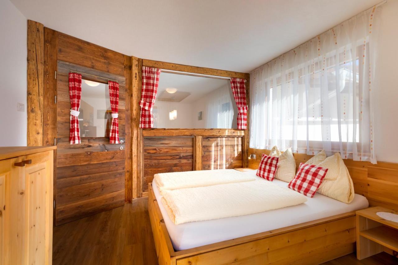 Zangerlehof Villa Slingia ภายนอก รูปภาพ